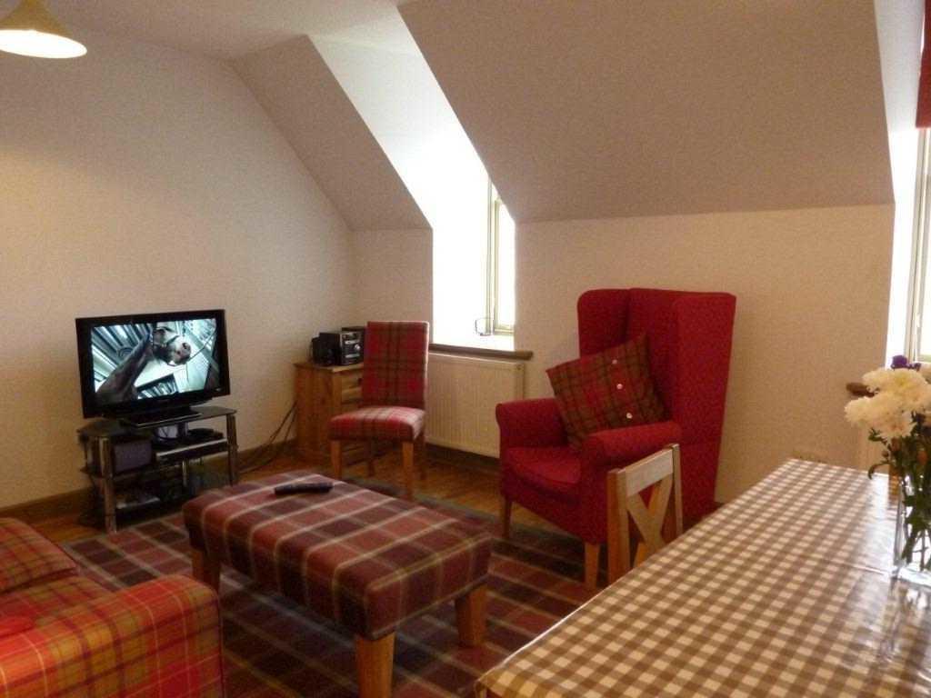 Moat House - Highland Club Apartment Fort Augustus Room photo